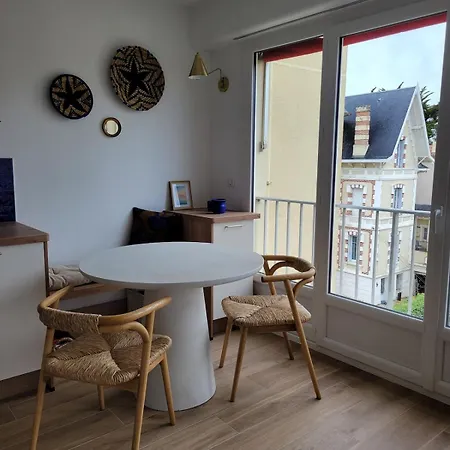 Apartamento Cocoon Apartment, *